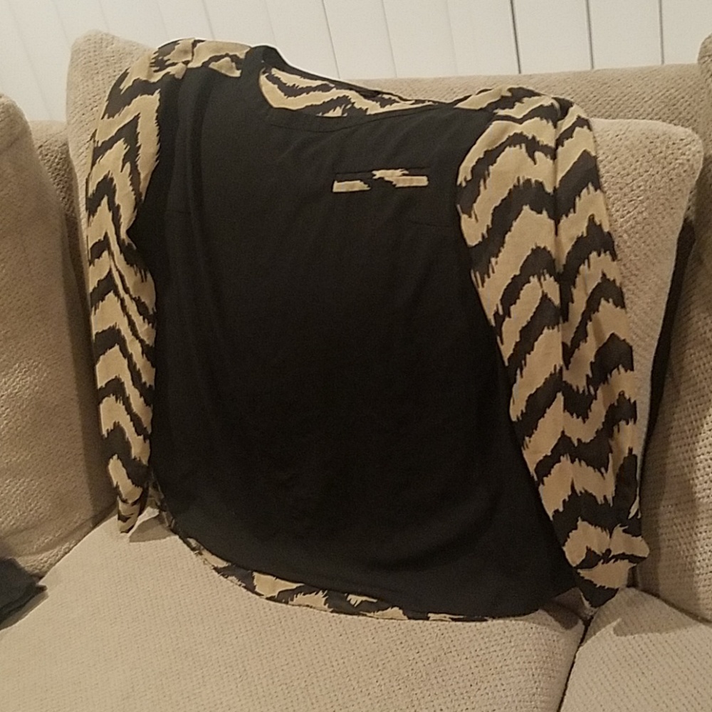 ❤️10/$10 AB studio sheer top